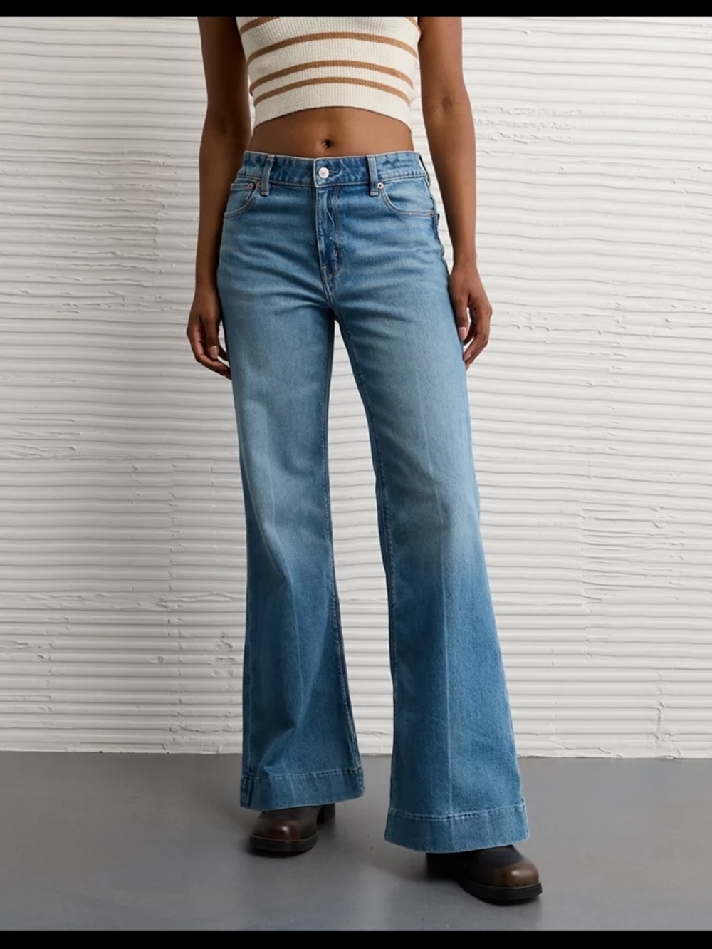 American Eagle Stretch High-Waisted Flare Jean 6 Long